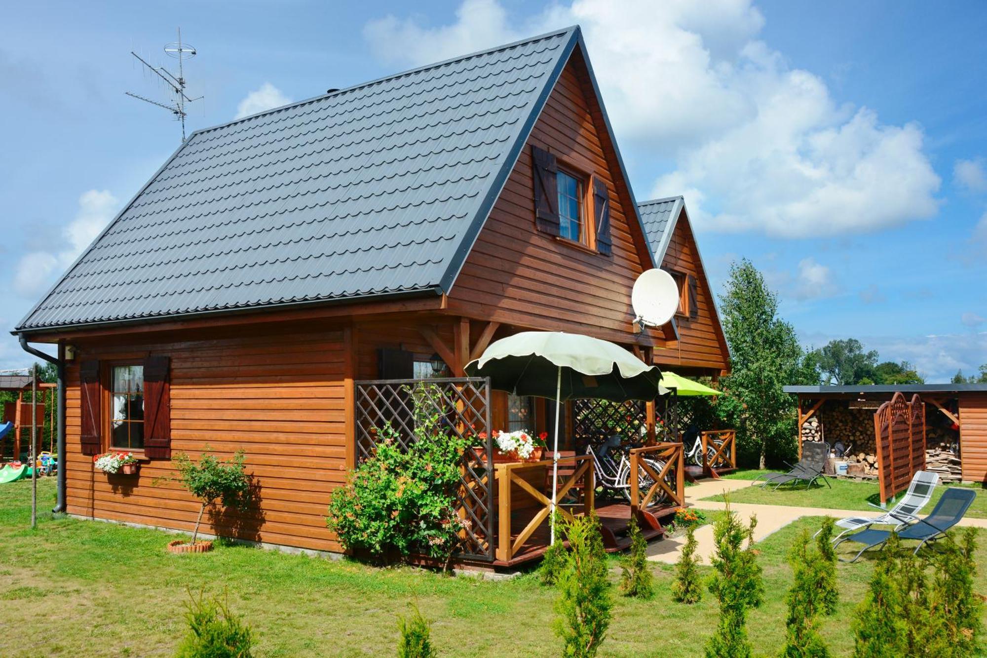 Caloroczne Domki Nad Morzem I Jeziorem Jezierzany ภายนอก รูปภาพ