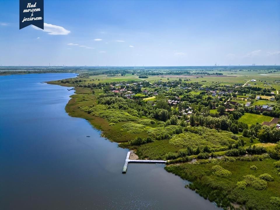 Caloroczne Domki Nad Morzem I Jeziorem Jezierzany ภายนอก รูปภาพ